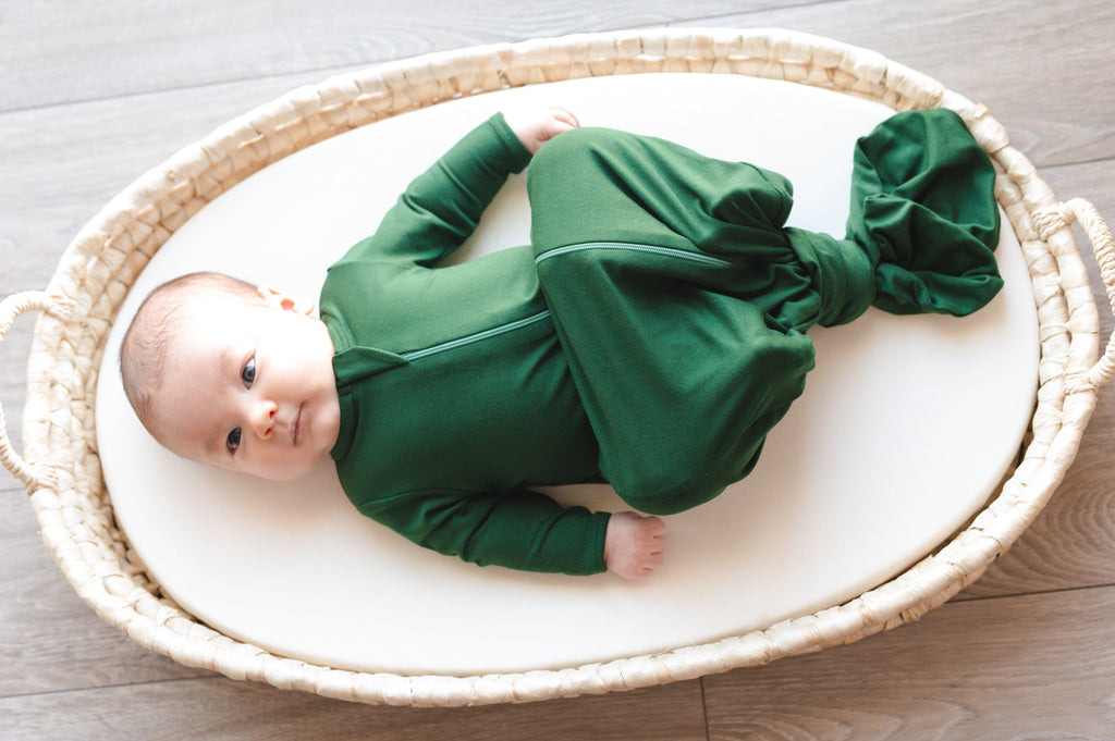 KNOTTED BABY GOWN IN PINE